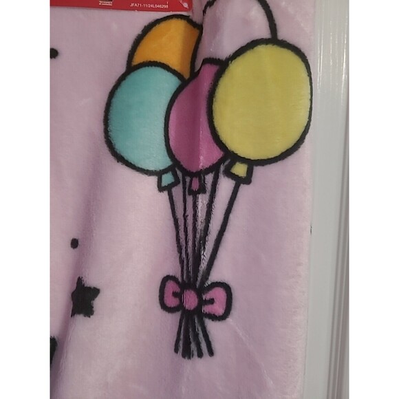 Sanrio Hello Kitty 50x70 Pink Unicorn Ballons Rainbows Clouds Throw Blanket New - Picture 5 of 7